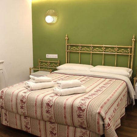 Sobre Los Tilos Apartamento クエンカ エクステリア 写真